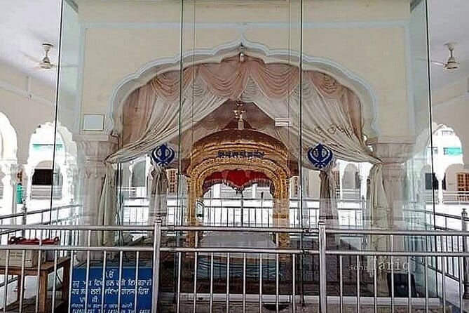 Katas Raj Temple and Khewra Salt Mines in Kalar Kahar Day Tour - FAQs