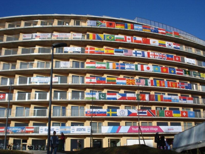 Lausanne Private Guided Walking Tour - Authentic Insights from Travelers