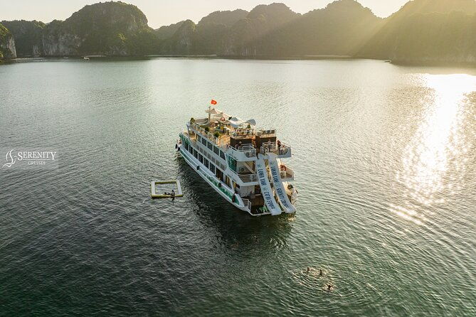 Luxury Lan Ha Bay Cruise Day trip: Kayaking, Biking, swimming - Visiting Viet Hai Village and the Adventures