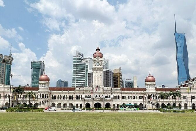 LUXURY Private day tour: Kuala Lumpur & Malacca from Singapore by licensed guide - What Makes This Tour Truly Valuable