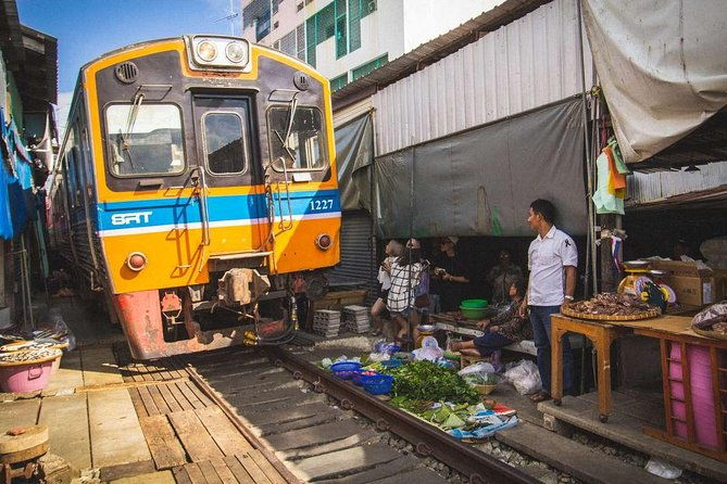 Maeklong Railway Market & Damnoensaduak Floating Market Tour (SHA Plus) - Authentic Experiences & Tips
