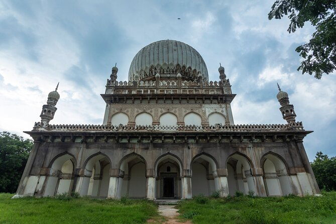 Mesmerising Hyderabad Heritage Cultural Tour with Ethnic lunch - Practical Details and Value
