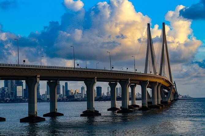 Mumbai By Shantaram With Private Tour Guide - Who Should Consider This Tour?