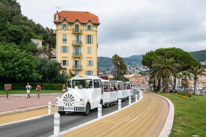 Nice: A gentle ride on a little electric train with a panoramic view - The Viewpoint at Castle Hill