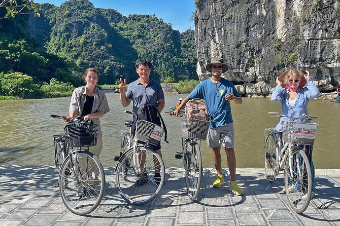Ninh Binh Full Day Tour with Hoa Lu, Tam Coc and Mua Cave - Authentic Experiences from Reviewers