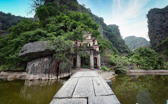 Ninh Binh Luxury Tour 2 Days 1 night by limousine See Hidden Gems - What You Can Expect from the Experience