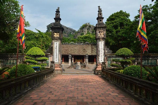 NINH BINH MEMORABLE DAY: Hoa Lu, Mua Cave, boat trip Tam Coc, Trang An optional - The Sum Up