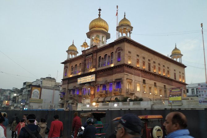 Old and New Delhi Street Food Sampling - Kamla Nagar: A Shopper’s Heaven & Bargaining Tips