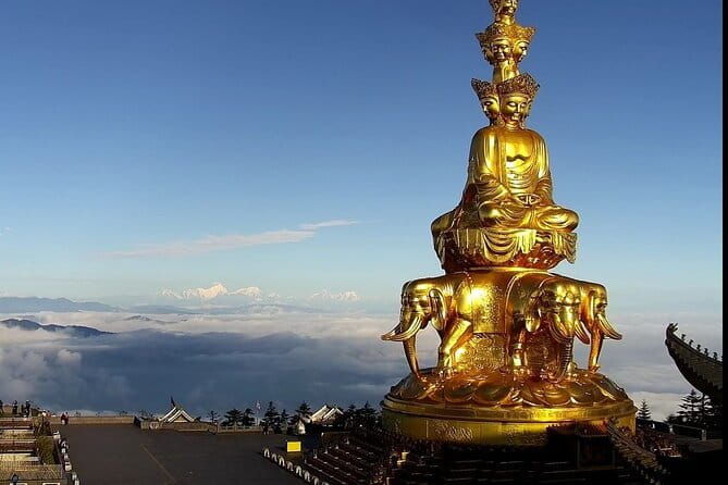 One Day Trip to Chengdu Panda Base and Leshan Buddha Tour - Who Is This Tour Best For?