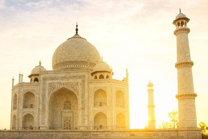 Overnight Taj Mahal Tour By car - Day Two: From Tombs to Mughal Marvels