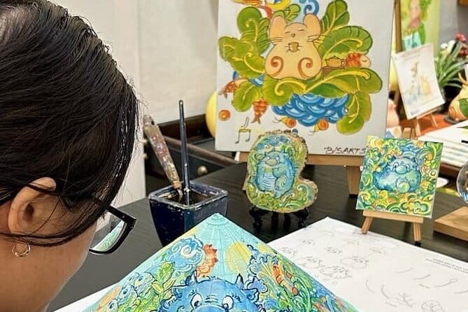 Paint & Personalize a Vietnamese Non La with B/S Art Studio topic - Authenticity and Cultural Enrichment