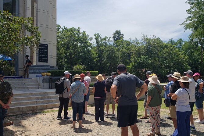 Phnom Penh Haft Day tour Genocide Museum and Killing Field - The Sum Up