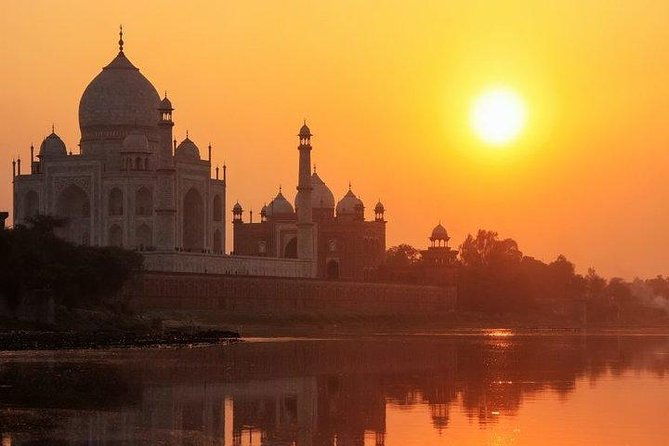 Plan Your Agra Tour your Own Way - Visiting the Iconic Sights