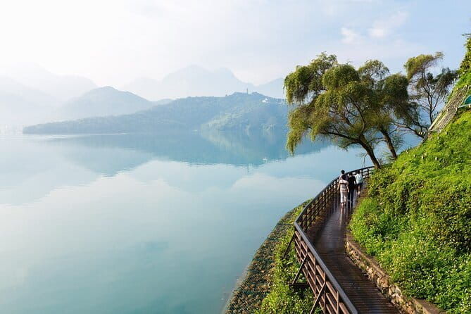 Private 9-Hour Sun Moon Lake Leisure Tour from Taichung ()! - FAQ