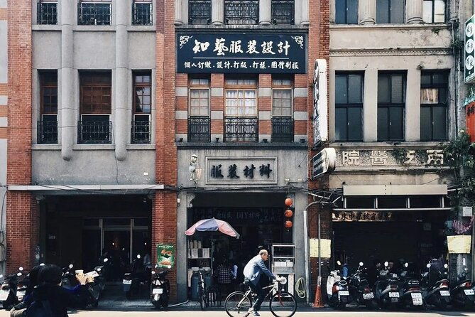 Private Cruise Tour from Keelung: Trip to Taipei - Frequently Asked Questions