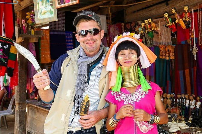 Private Day Tour Doi Suthep Temple and Handicraft Center - Why This Tour Offers Great Value