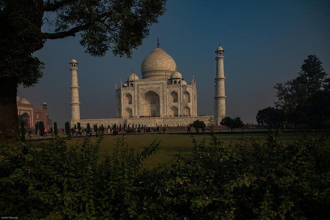 Private Day Trip to The Taj Mahal & Fatehpur Sikri from Jaipur - Transport & Logistics: What To Expect