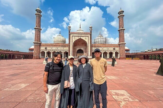 Private Delhi Spiritual Odyssey Tour with Local Guide - Who Will Enjoy This Tour?