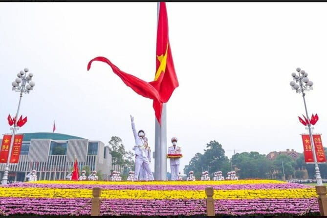 Private Early Morning Tour in Hanoi City - A Day in the Life: Detailed Breakdown of the Itinerary