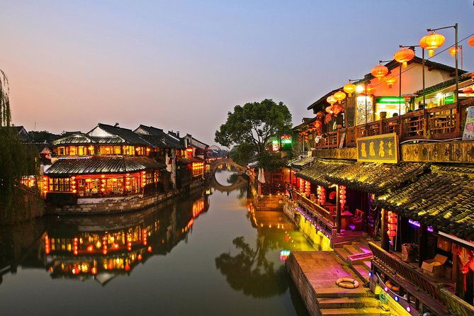 Private Fengjing and Xitang Water Town Sunset Boating Tour with Dinner from Shanghai - Authentic Insights from Past Travelers