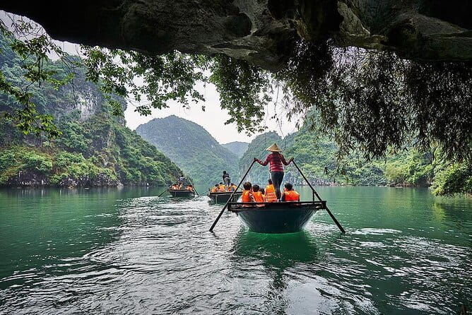 Private Full-Day Tour to Halong Bay from Hanoi - Authentic Experiences and Highlights Based on Guest Feedback
