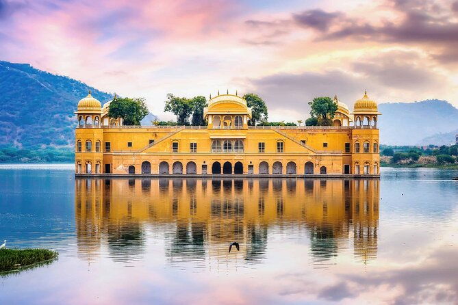Private Guided Jaipur Tour: Amber Fort,City Palace, Water Palace - Transportation and Guide Experience