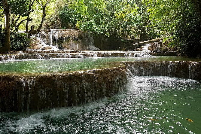Private Kanching Waterfalls with Batu Caves & Ramayana Caves Tour - Refreshing Escape at Kanching Falls