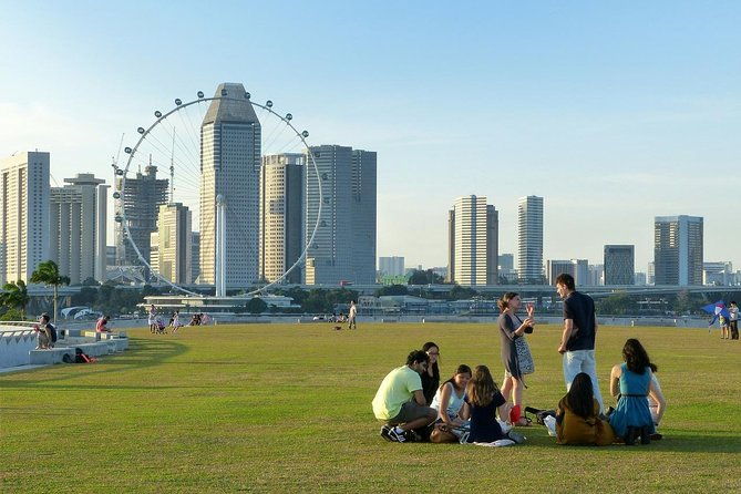 Private Singapore Customized Tour With Driver in small group - FAQs