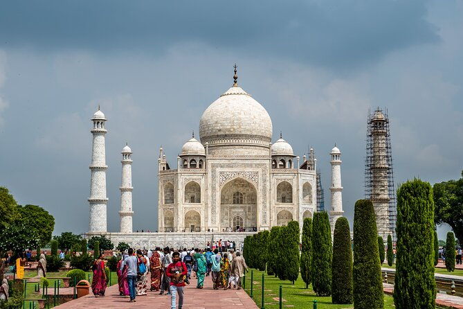 Private Taj Mahal from Delhi Budget Tour - Who Is This Tour Best Suited For?