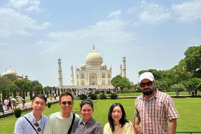 Private Taj Mahal Tour By Superfast Train From Delhi - Lunch at a 5-Star Hotel: A Gourmet Break