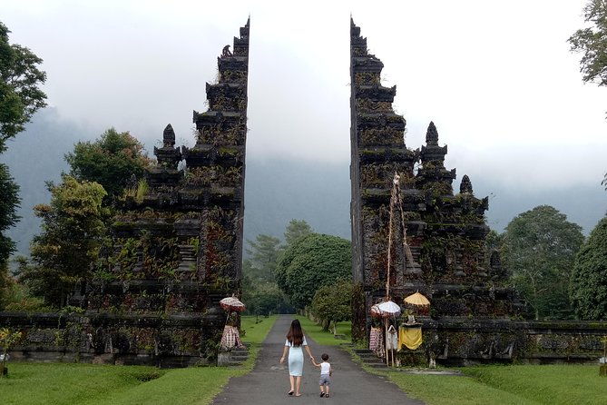Private Tour: Handara Iconic Gate, rice terrace & Ulundanu Temple - What to Expect at Each Stop