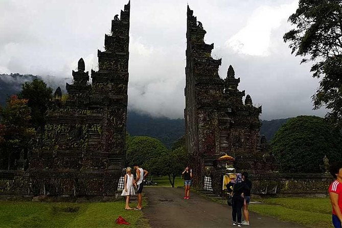 Private Tour: Ulun Danu Temple-Handara Gate-Wana Giri Hill&Tanah Lot Sunset - Who Will Love This Tour?