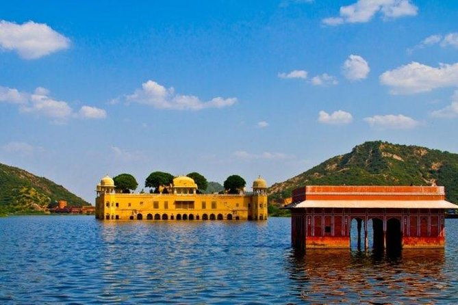 Private Transfer From Udaipur To Jaipur Via Pushkar - Practical Details and Value