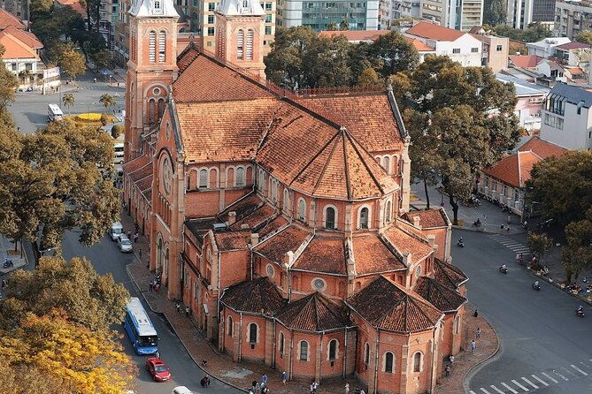 Private Walking Half Day Tour in Ho Chi Minh City - Authentic Stories and Guides: Making the Experience Special