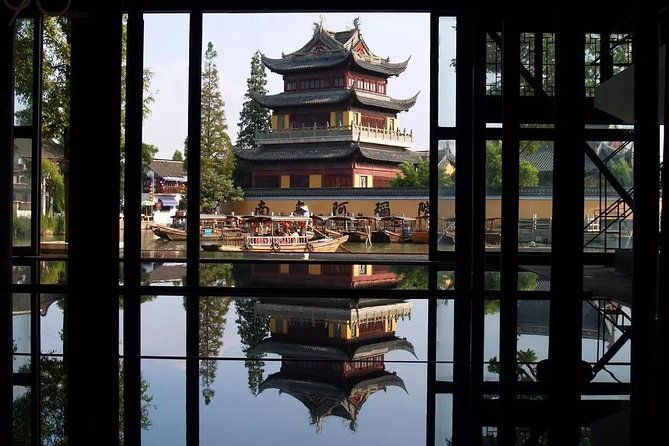 Private Zhujiajiao Ancient Town and Harmony Garden Day Tour with Gondola Ride - Authenticity & Personalized Touch