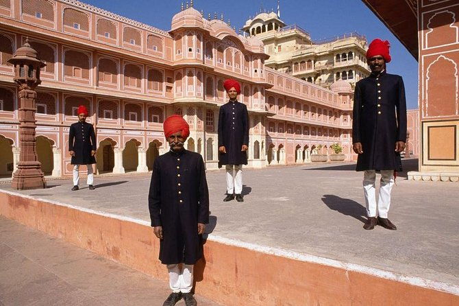 Rajasthan Heritage Tour - Guides and Local Insights
