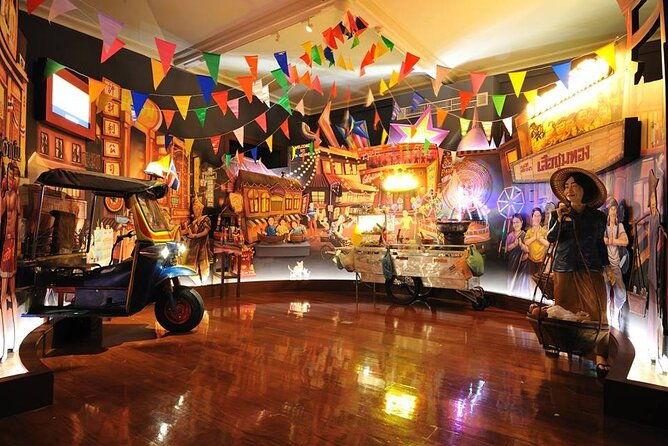 Reclining Buddha Wat Pho and Museum of Siam Tour from Bangkok - Transportation, Guides, and Overall Experience