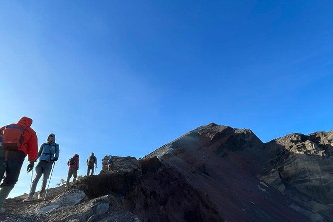 Rinjani Trekking 3D/2N - Sembalun Hot Springs Reward to Crater Rim and Lake - Who is This Tour Perfect For?