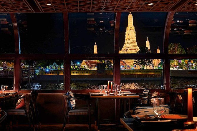 Saffron Luxury Dinner Cruise: A Journey on the River of Kings - Entertainment & Atmosphere