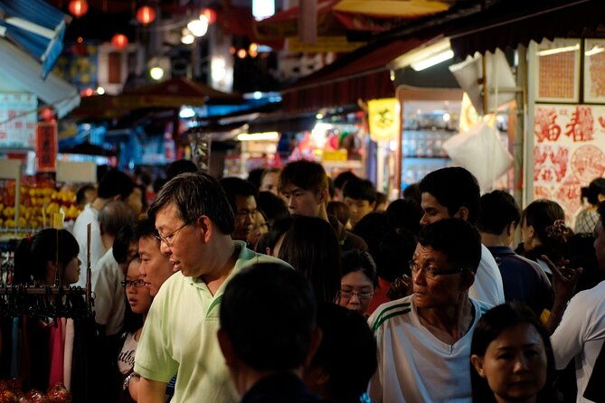 Singapore Foodie Experience Guided Tour with 5 dishes Tasting - Authenticity and Cultural Insights