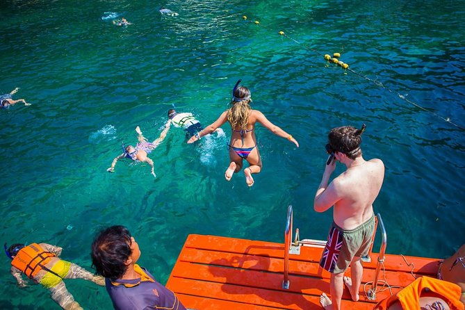 Snorkel Tour to Koh Nangyuan and the hidden bays of Koh Tao onboard the Oxygen - FAQ