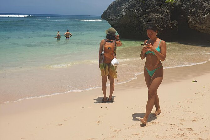 South Bali Iconic GWK, Melasti Beach and Uluwatu Kecak Sunset - FAQ