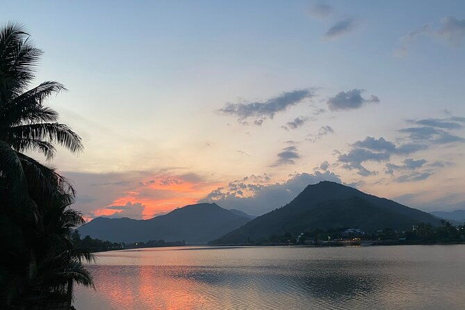 Stand Up Paddle Boarding and Sunset Watching on Cai River - Authentic Experiences and Tips from Reviewers