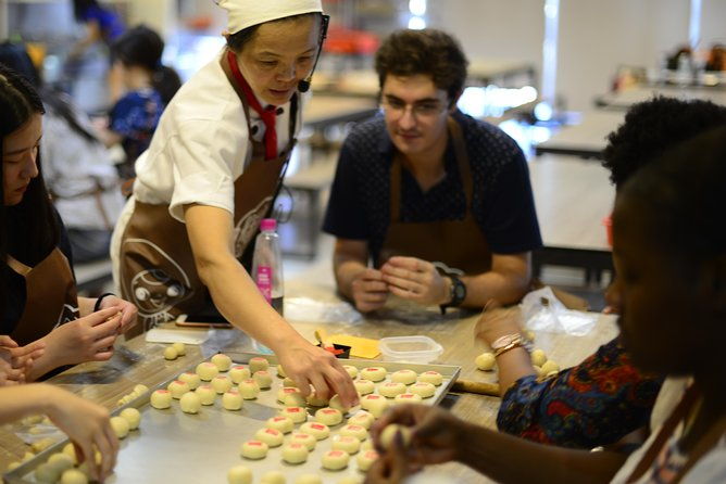 Sweets to Streets: 6Hr Taipei Adventure with Pineapple Cake DIY - Final Thoughts: Who is This Tour Perfect For?
