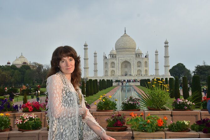 Taj Mahal & Agra Full Day Tour From Delhi By Private Car - Visiting the Taj Mahal: A Love Story in Marble