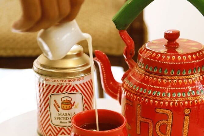 Tea Tasting Session at India's oldest tea boutique Sancha Tea/Aap Ki Pasand - Buying and Gifting: A Treasure Trove of Indian Teas