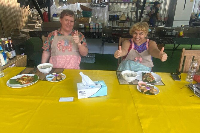 Thai Food experince cook & Eat 2 famouse Thai dishes - FAQ