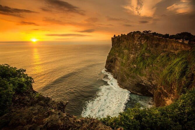 The Gate Of The Heaven Bali with Top Places To Visit In The East of Bali - Who Would Love This Tour?