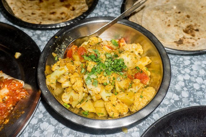 Traditional Indian Home Cooking Class and Market Tour in New Delhi - Frequently Asked Questions