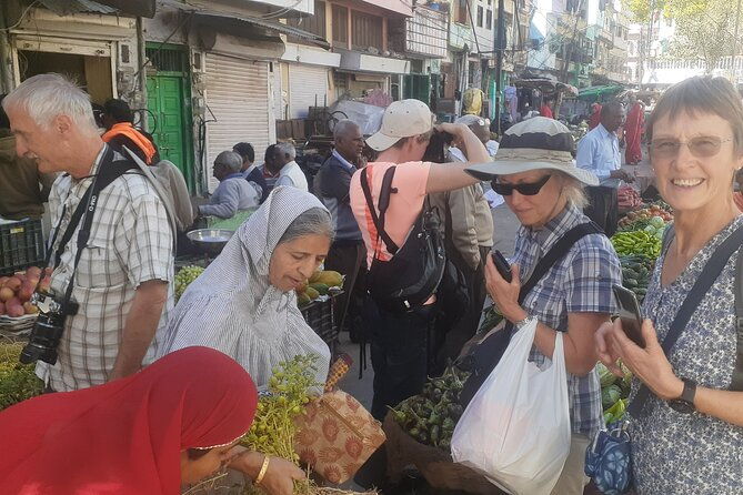 Udaipur Heritage City and Local Market Walking tour - FAQs